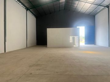 GUDANG BARU GRESS PERGUDANGAN SINAR BUDURAN III LINGKAR TIMUR SIDOARJO