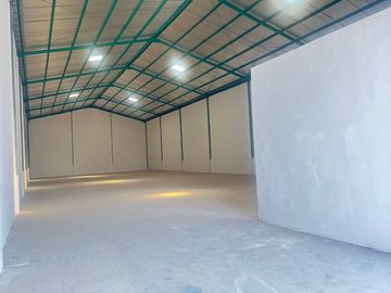 GUDANG BARU GRESS PERGUDANGAN SINAR BUDURAN III LINGKAR TIMUR SIDOARJO