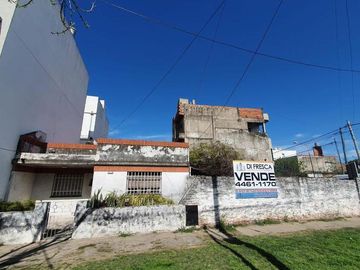 CASA 3 AMB EXCELENTE UBICACION