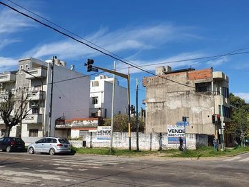 CASA 3 AMB EXCELENTE UBICACION