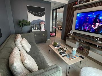 VENTA DE CASA EXCELENTES ACABADOS, DORMITORIO PLANTA BAJA, CIUDAD CELESTE