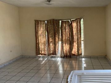 CASA EN VENTA COL. ADOLFO PRIETO,GUADALUPE, IDEAL PARA INVERTIR !!!!!
