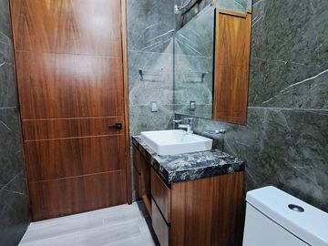 Venta de Residencia de 1 Planta 3 Recámaras y alberca en Real Sta Bárbara Colima