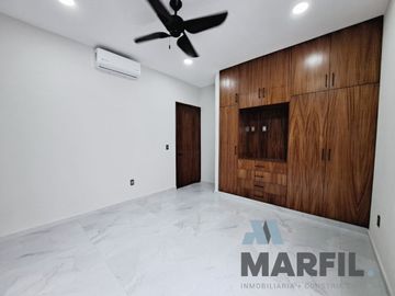 Venta de Residencia de 1 Planta 3 Recámaras y alberca en Real Sta Bárbara Colima