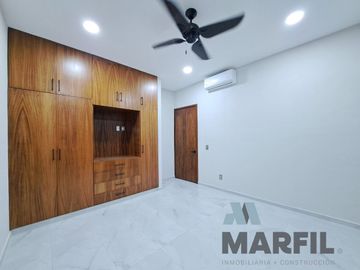 Venta de Residencia de 1 Planta 3 Recámaras y alberca en Real Sta Bárbara Colima