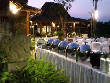 Rumah Villa Joglo & Resto Kolam Renang Tanah Luas di Gito - Gati