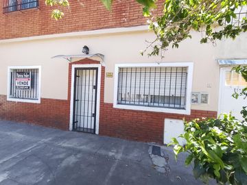 Venta Casa 3 ambientes Villa Luzuriaga