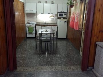 Venta Casa 3 ambientes Villa Luzuriaga