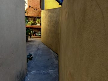 Venta Casa 3 ambientes Villa Luzuriaga