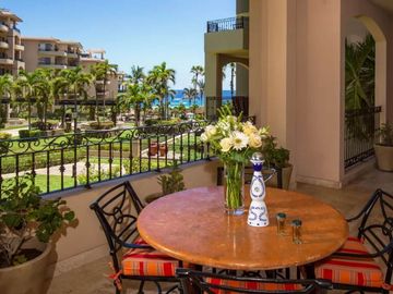 Departamento con jardín, vista a la alberca y Gimnasio, Cabo San Lucas