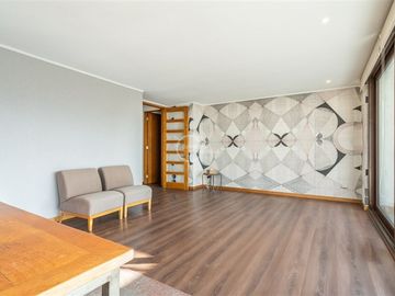 Departamento en venta de 4 dorm. en La Dehesa