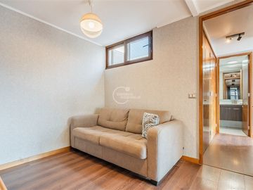 Departamento en venta de 4 dorm. en La Dehesa