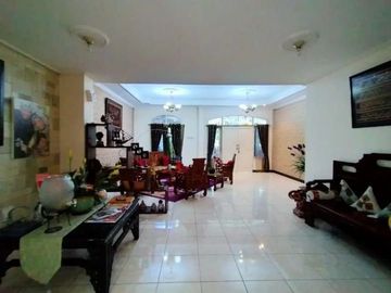 Rumah 2 Lantai Siap Huni Putat Gede Indah Surabaya