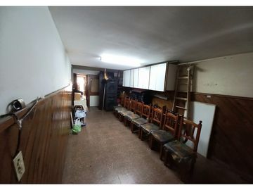***RESERVADA*** Casa-Chalet en lote propio! Muy buen entorno.