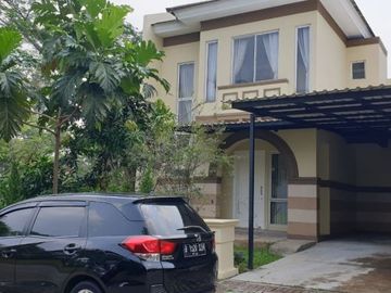 DISEWAKAN RUMAH MODERN BAGUS SIAP HUNI DI FORESTA BSD CITY