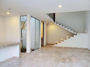 Casa en venta tipo Villa en Dzitya a 100mt de avenida principal