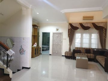 4 Bedroom House for sale