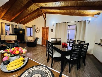 Hermosa casa 3D-2B en venta con vista al mar en Quintero
