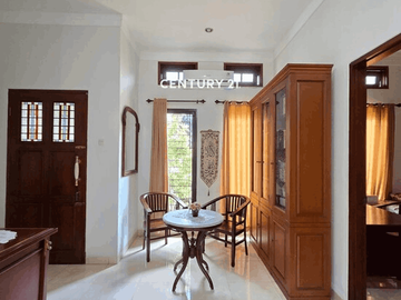 Dijual Rumah Posisi Hook Samping Fasum Dalam Cluster Di Sektor 7