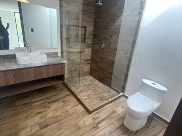 ESTRENA CASA EN  ESQUINA EN LOMAS 2  !!!!