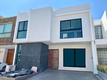 Casa en Venta en Altavista Residencial - Almendros Residencial 285