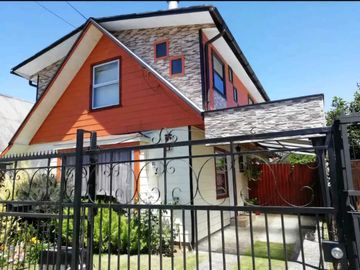 Vendemos casa en villa Don Max, Valdivia ,4 dormitorios  ,excelente ubicacion