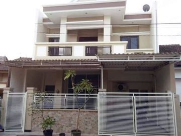 Perumahan Sukolilo Park Regency Listrik 2200 (Bukan Token), Furnish