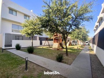 TOWNHOUSE EN VENTA EN LA TOSCANA RESIDENCIAL