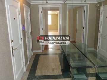 Departamento en Venta en Presidente Riesco / Club de Golf Los Leones