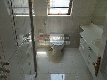 Departamento en Venta en Presidente Riesco / Club de Golf Los Leones