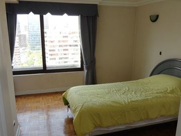 Departamento en Venta en Presidente Riesco / Club de Golf Los Leones