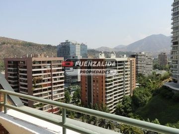 Departamento en Venta en Presidente Riesco / Club de Golf Los Leones