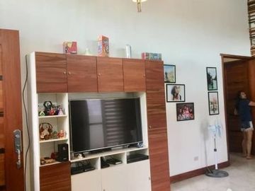 Three Bedroom Modern House for Sale in Hensonville Angeles City Near Clark