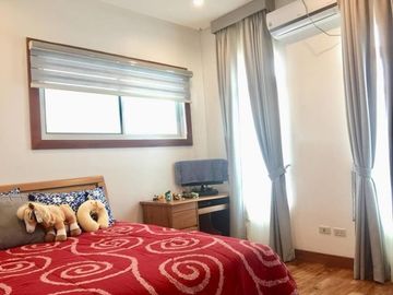 Three Bedroom Modern House for Sale in Hensonville Angeles City Near Clark