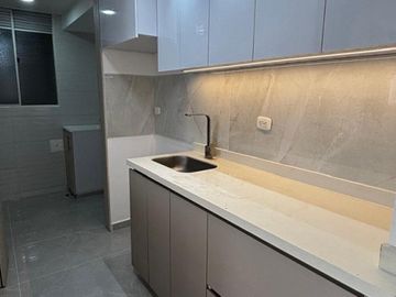 apartamento en arriendo en ciudad mallorquin. Cod A127193