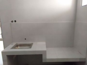 RUMAH RASA VILLA DENGAN HARGA PROMO DI SARIWANGI DEKAT POLDAN