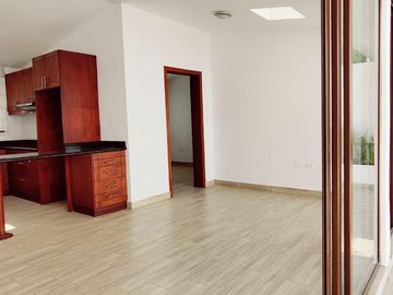 INVERTA EN UNA  HERMOSA QUINTA EN TUMBACO CERCA A LA RUTA VIVA