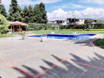 INVERTA EN UNA  HERMOSA QUINTA EN TUMBACO CERCA A LA RUTA VIVA