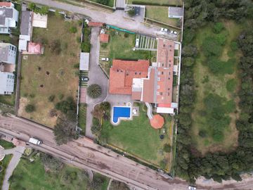 INVERTA EN UNA  HERMOSA QUINTA EN TUMBACO CERCA A LA RUTA VIVA