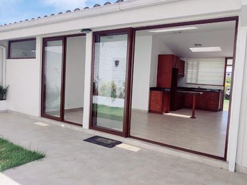 INVERTA EN UNA  HERMOSA QUINTA EN TUMBACO CERCA A LA RUTA VIVA