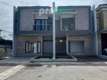 Dijual Cepat Readystok Rumah Bagus 2LT Exclusive di Bojongkoneng Cikutra Cicaheum