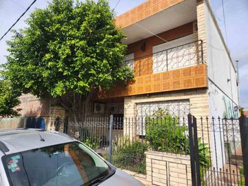 Casa para 2 Familias en venta en Ramos Mejia Sur