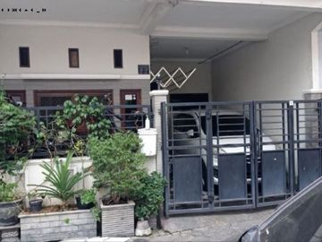 Rumah Setro Baru Hadap Timur