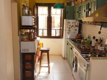 CASA PH DE 4 AMBIENTES EN VENTA - CASTELAR NORTE