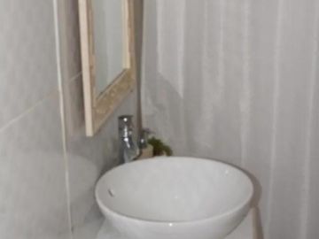 CASA PH DE 4 AMBIENTES EN VENTA - CASTELAR NORTE