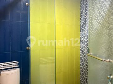 Disewakan Rumah Bagus 3 Lantai Pd. Pucung, Kec Pd. Aren, Kota Tangerang Selatan
