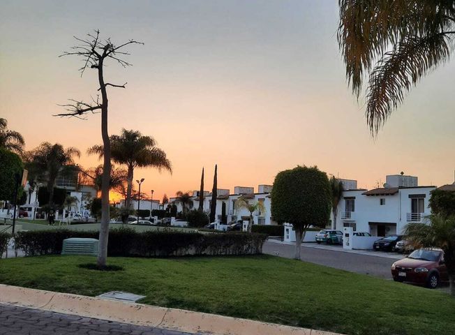 Foto SE RENTA CASA EN CENTRO SUR QUERETARO