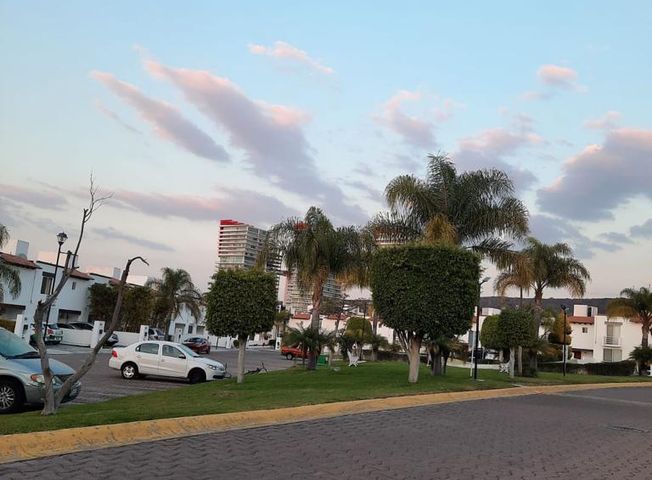 Foto SE RENTA CASA EN CENTRO SUR QUERETARO