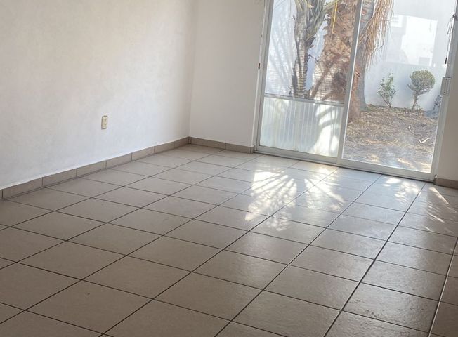 Foto SE RENTA CASA EN CENTRO SUR QUERETARO
