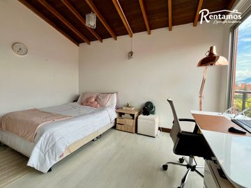casa en venta en benedictinos. Cod V11210